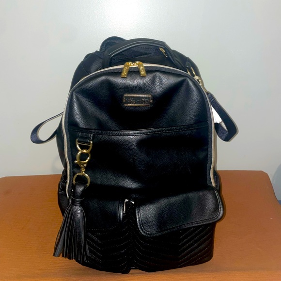 Brand new! Used once. Too big for us